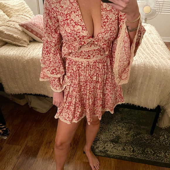 Kristall Mini Dress in Raspberry - Picture 3 of 3